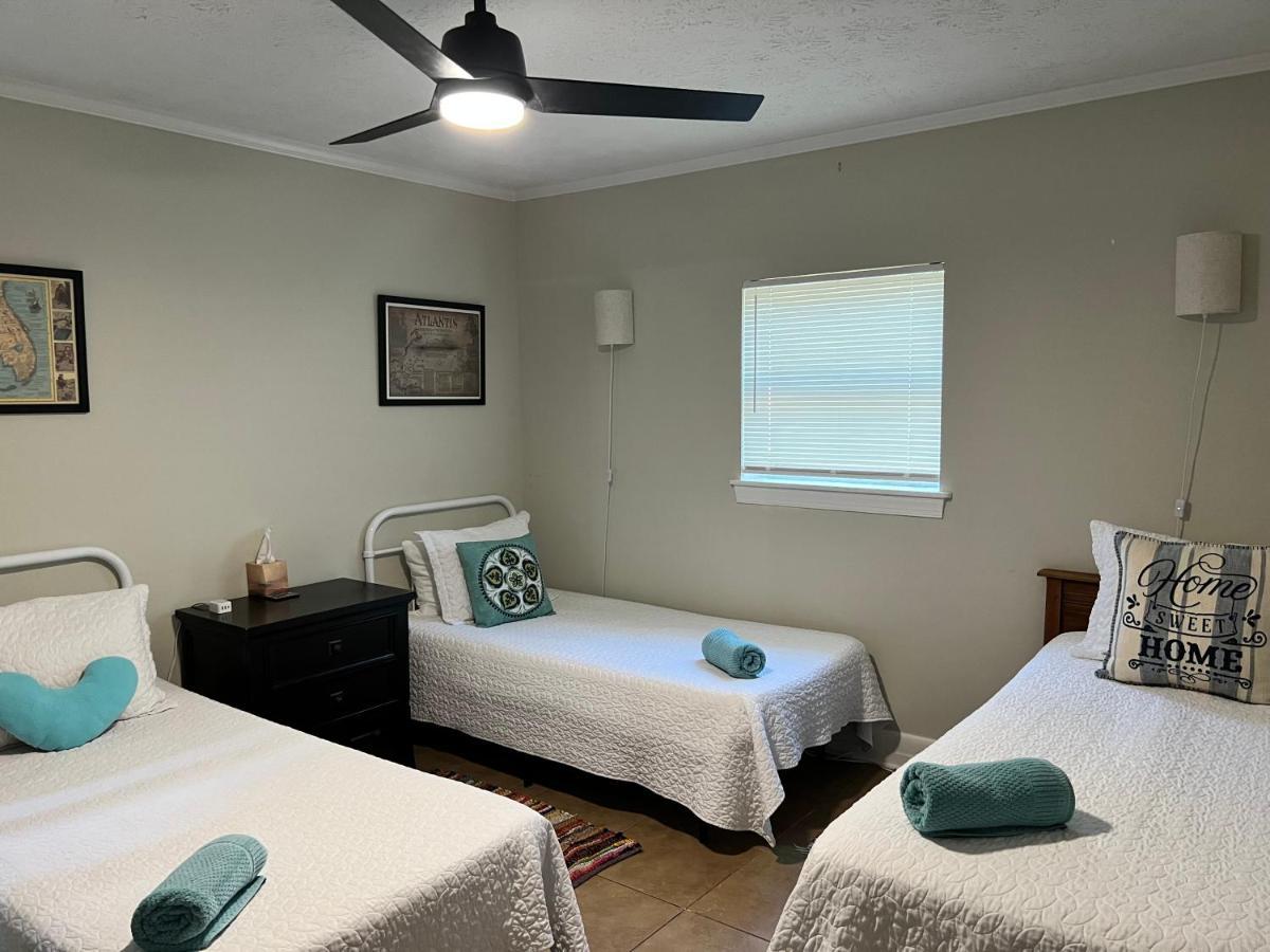Take A Stroll By The Park - Pet And Family Friendly Βίλα St. Augustine Εξωτερικό φωτογραφία
